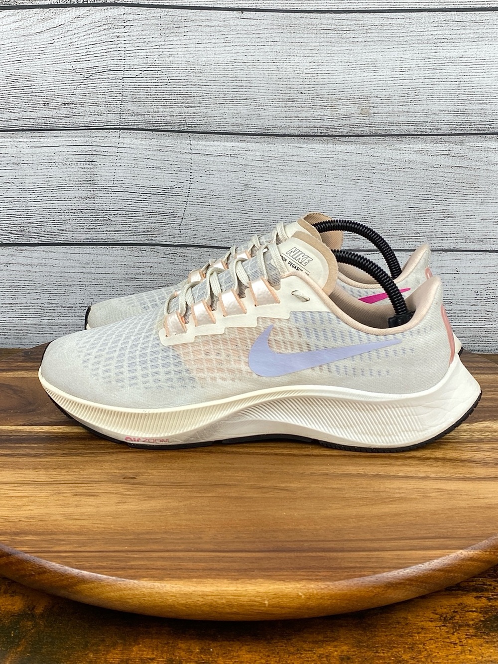 Nike Air Zoom Pegasus 37 Pale Ivory Purple Running Shoe BQ9647-102 Women’s 10.5